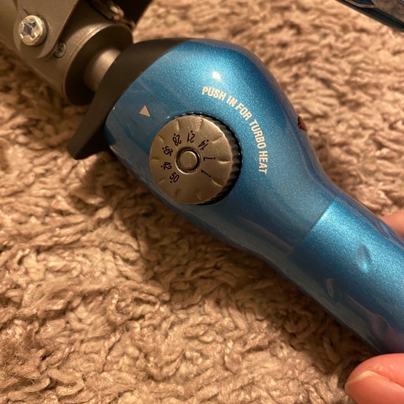 Babyliss pro 1 inch curling iron - Picture 5 of 5